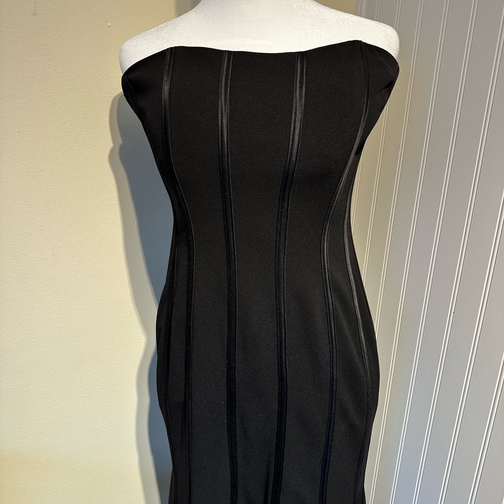 Perfect Holiday party Elegant Black Strapless Dress